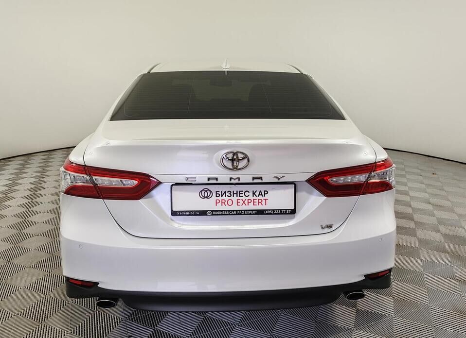 Toyota Camry 3.5 AT (249 л.с.)