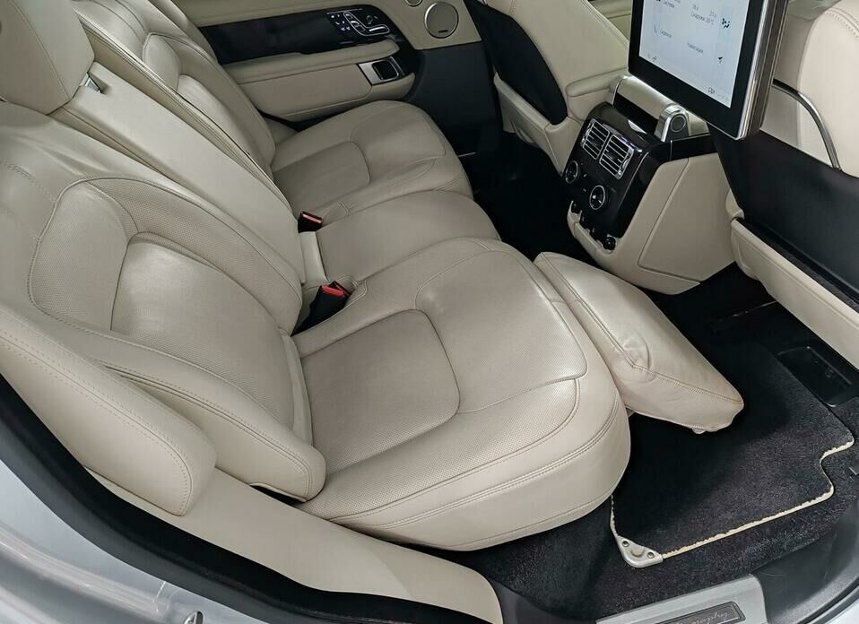 Land Rover Range Rover Long 4.4d AT (339 л.с.) 4WD