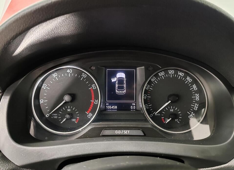 Skoda Rapid, I 1.6 AT (110 л.с.)