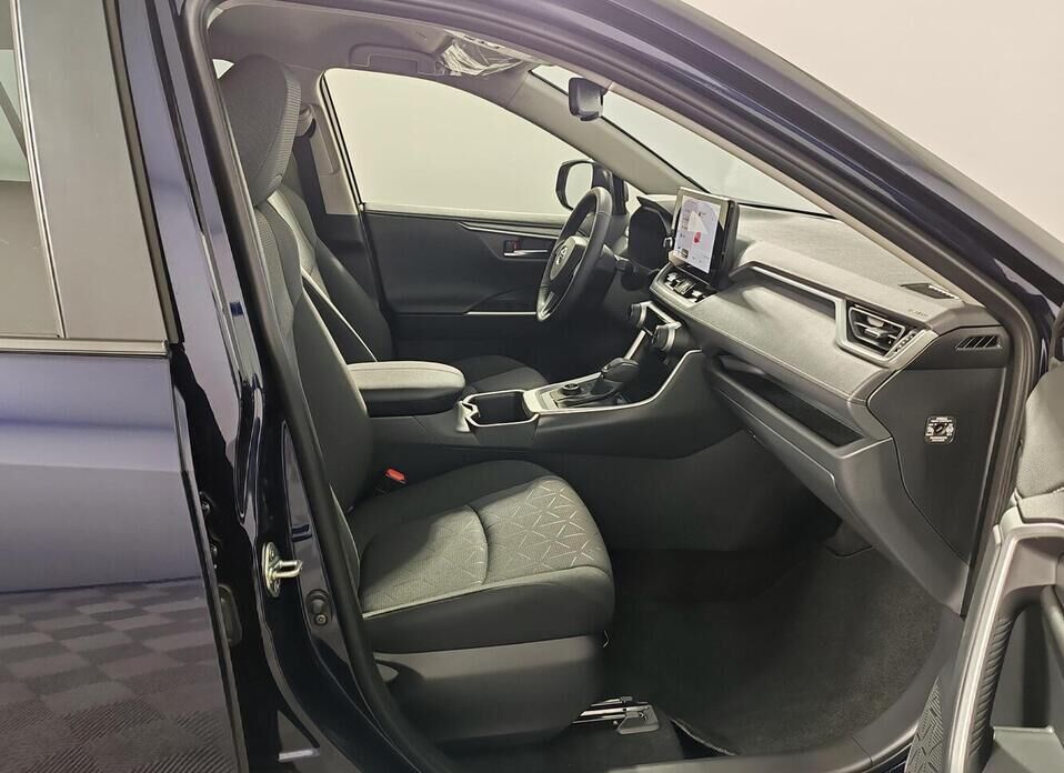 Toyota RAV4, V (XA50) 2.0 CVT (173 л.с.) 4WD