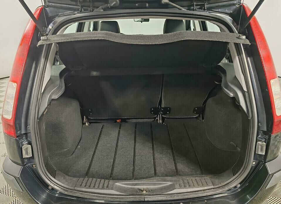 Ford Fusion 1.6 AT (101 л.с.)
