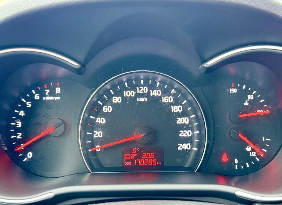Kia Sorento, II Рестайлинг 2.4 AT (175 л.с.) 4WD