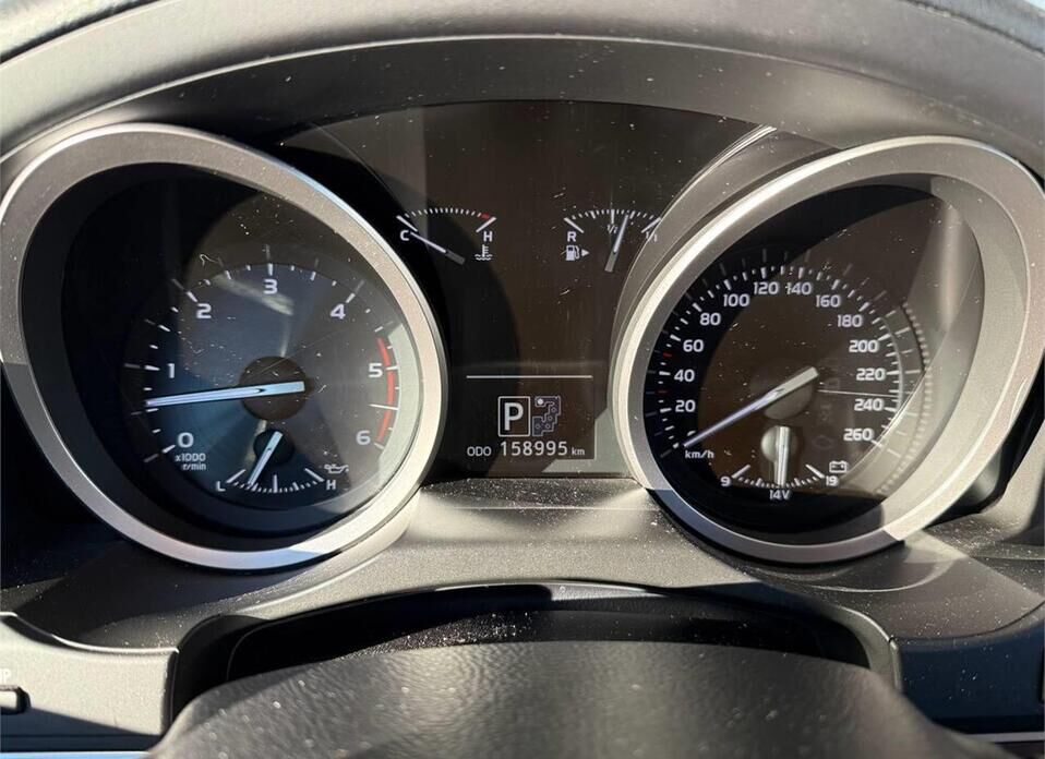 Toyota Land Cruiser, 200 Series Рестайлинг 1 4.5d AT (235 л.с.) 4WD