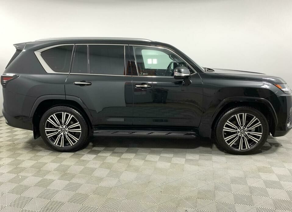 Lexus LX 600 3.5 AT (415 л.с.) 4WD