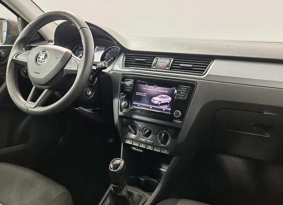 Skoda Rapid, I Рестайлинг 1.6 MT (90 л.с.)