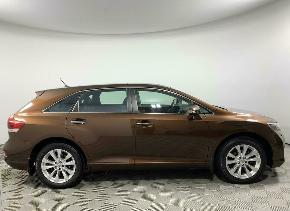 Toyota Venza 2.7 AT (185 л.с.) 4WD