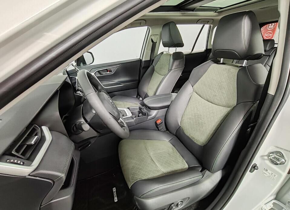 Toyota RAV4, V (XA50) 2.0 CVT (171 л.с.) 4WD