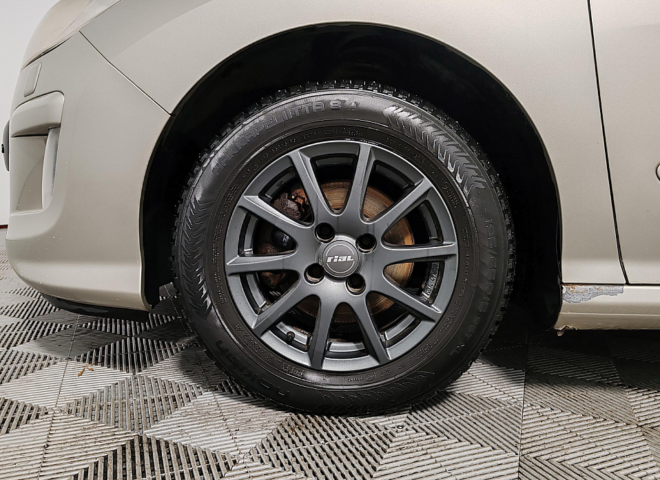 Peugeot 308, I 1.6 MT (120 л.с.)