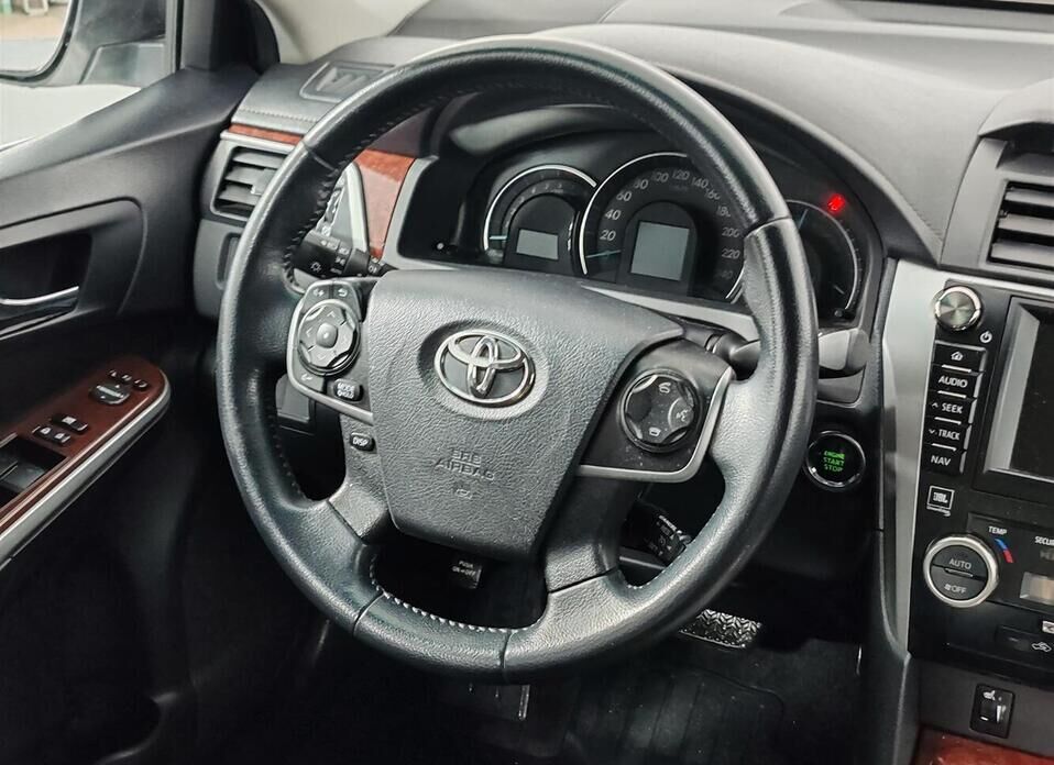 Toyota Camry, VII (XV50) 3.5 AT (277 л.с.)