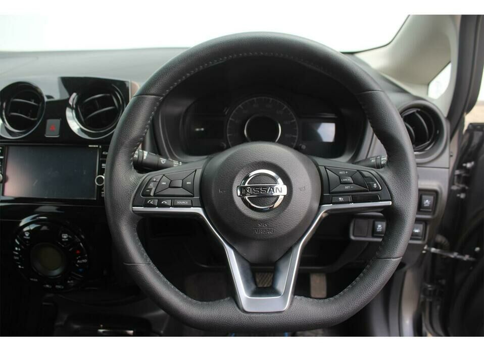Nissan Note 1.2 CVT (98 л.с.)