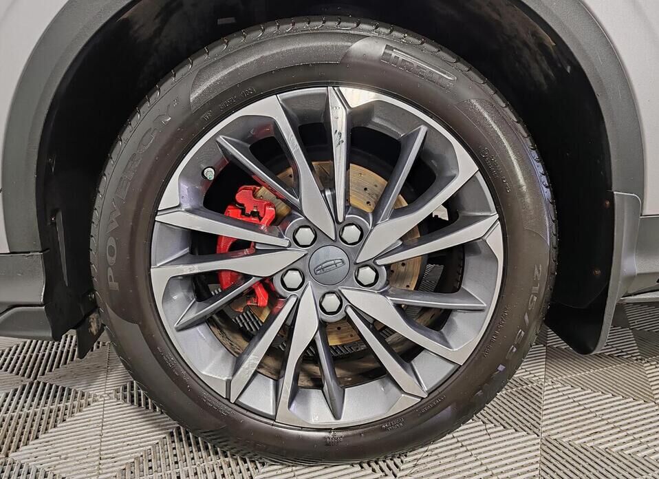 Geely Coolray 1.5 AMT (150 л.с.)