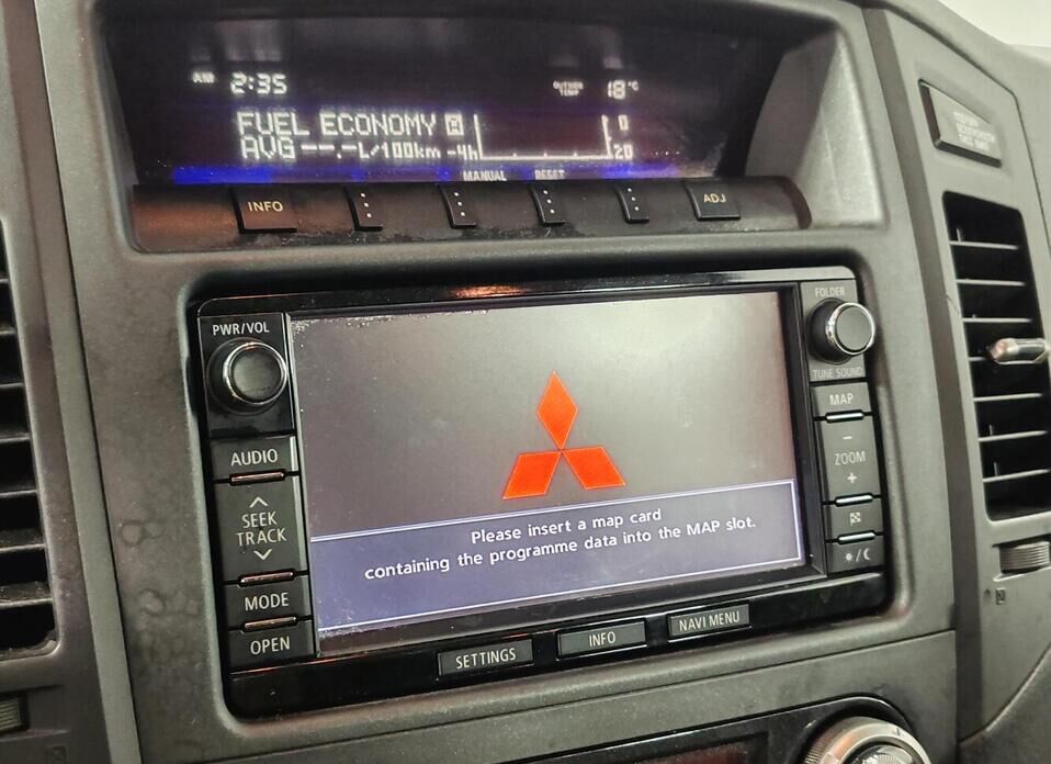 Mitsubishi Pajero, IV Рестайлинг 1 3.0 AT (178 л.с.) 4WD