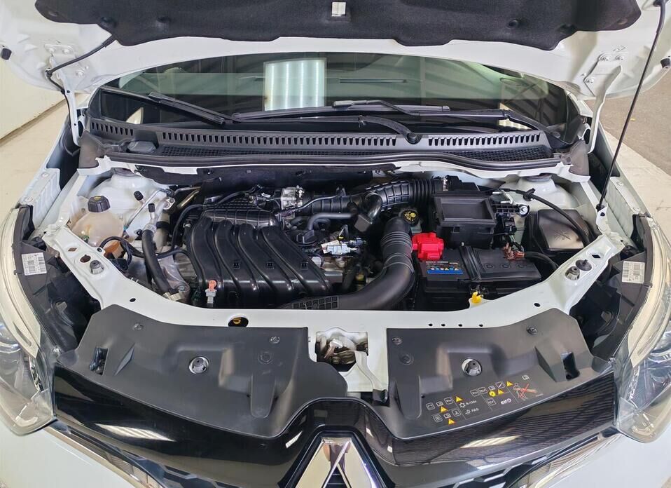 Renault Kaptur 1.6 MT (114 л.с.)