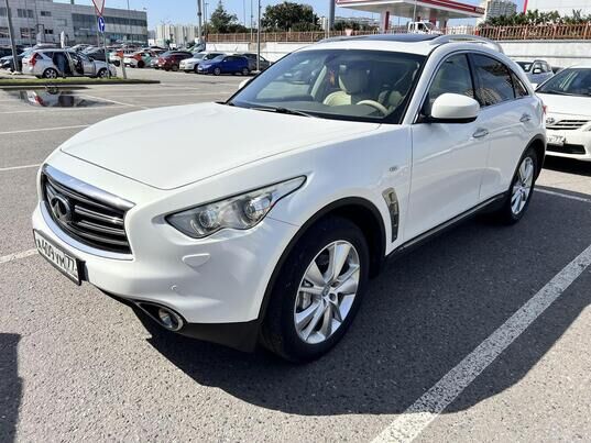 Infiniti FX Premium + NAVI