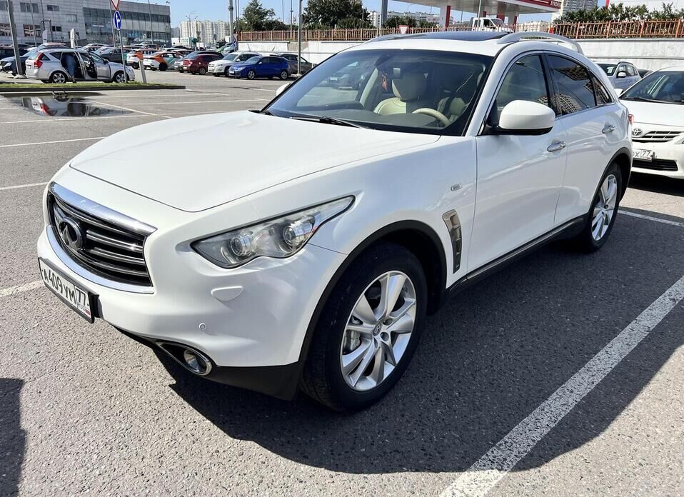 Infiniti FX FX37 3.7 AT (333 л.с.) 4WD