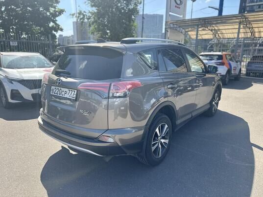 Toyota RAV4, 2017&nbsp;г., 171&nbsp;671&nbsp;км