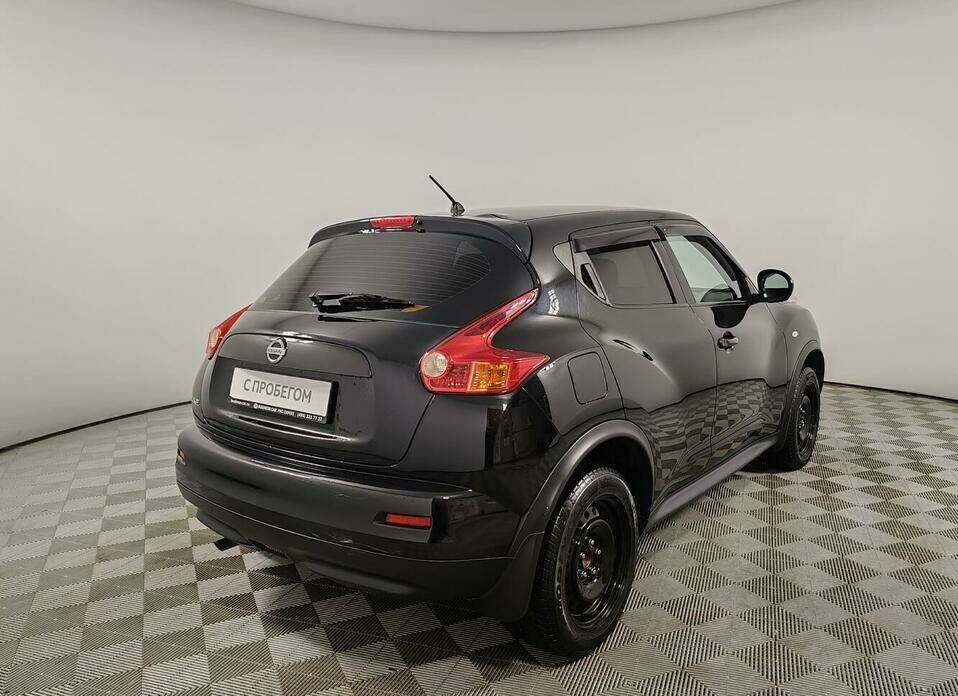 Nissan Juke 1.6 CVT (117 л.с.)