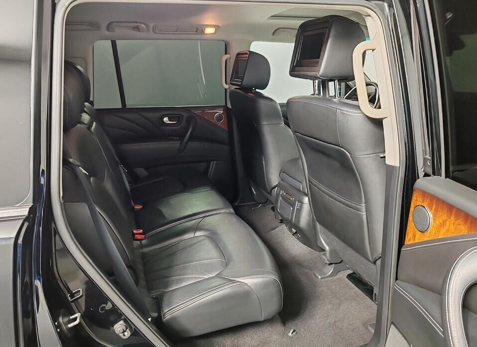 Infiniti QX80, I Рестайлинг 5.6 AT (405 л.с.) 4WD