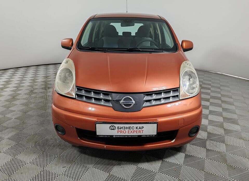 Nissan Note 1.6 AT (110 л.с.)