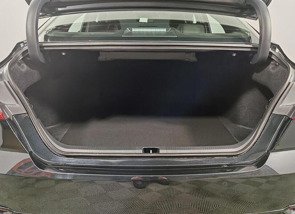 Toyota Camry, IX (XV80) China Market 2.0 CVT (173 л.с.)