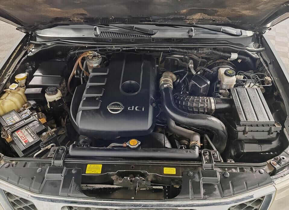 Nissan Navara (Frontier), III (D40) 2.5d AT (174 л.с.) 4WD