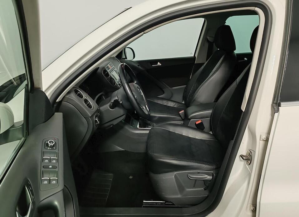 Volkswagen Tiguan, I 2.0 AT (170 л.с.) 4WD