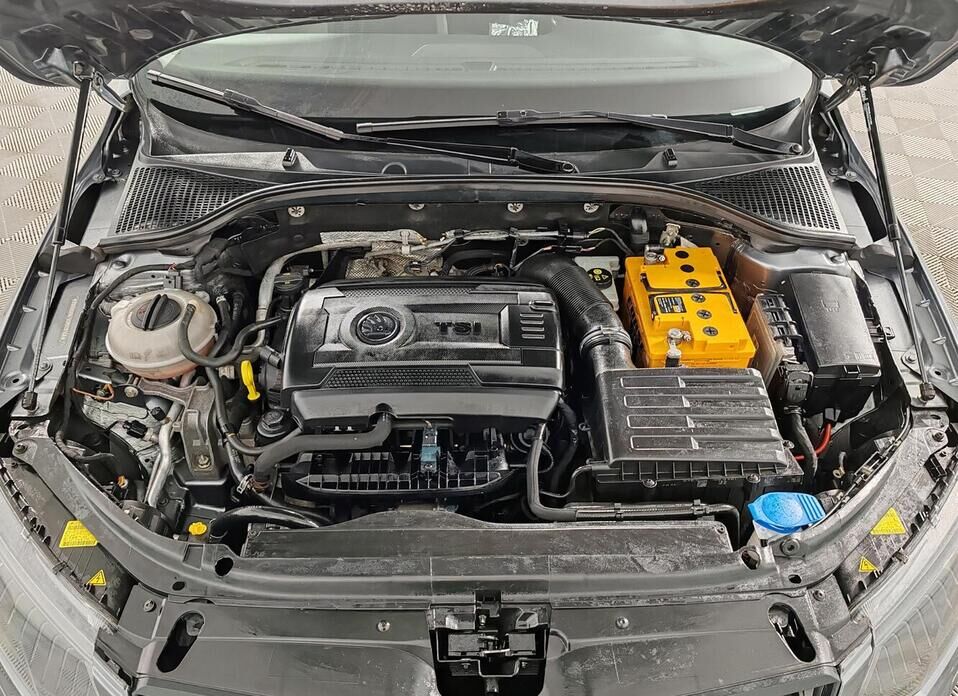 Skoda Octavia, III (A7) 1.8 AMT (180 л.с.)