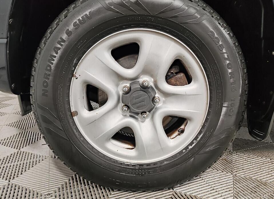 Suzuki Grand Vitara, III Рестайлинг 2.0 AT (140 л.с.) 4WD