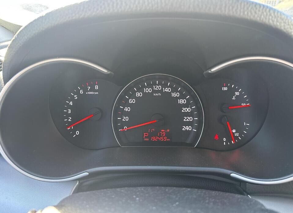 Kia Sorento, II Рестайлинг 2.4 AT (175 л.с.) 4WD