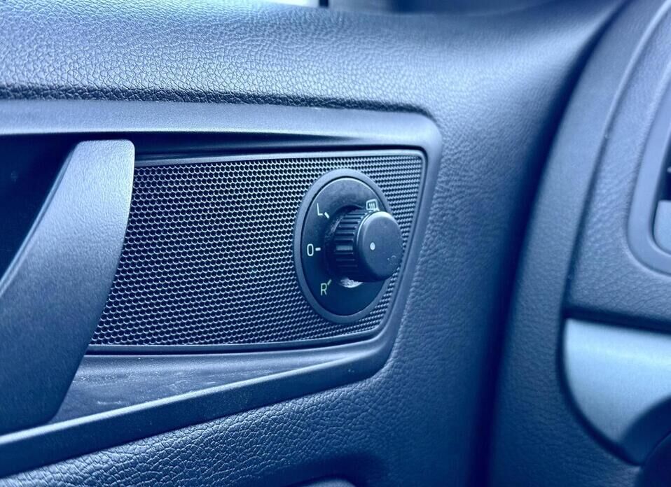 Skoda Yeti, I Рестайлинг 1.2 AMT (105 л.с.)