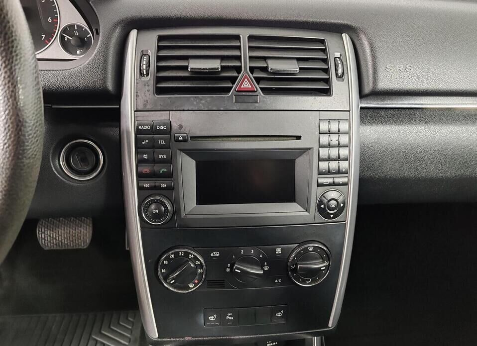 Mercedes-Benz B-Класс, I (W245) Рестайлинг 200 2.0 CVT (136 л.с.)