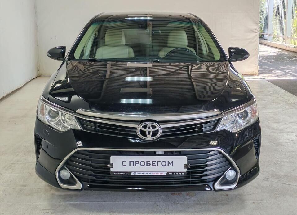 Toyota Camry 2.5 AT (181 л.с.)