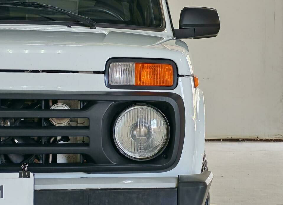 LADA (ВАЗ) Niva Legend 1.7 MT (83 л.с.) 4WD