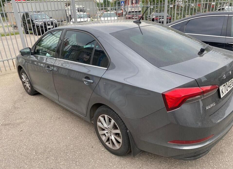 Skoda Rapid 1.6 AT (110 л.с.)