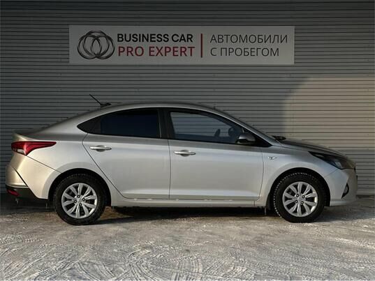 Hyundai Solaris, 2021&nbsp;г., 23&nbsp;657&nbsp;км
