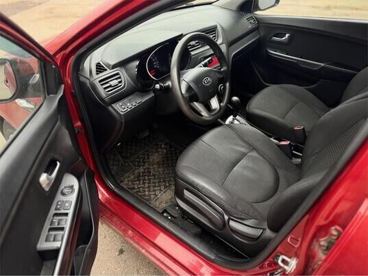 Kia Rio, III, 2012 г., 193 203 км
