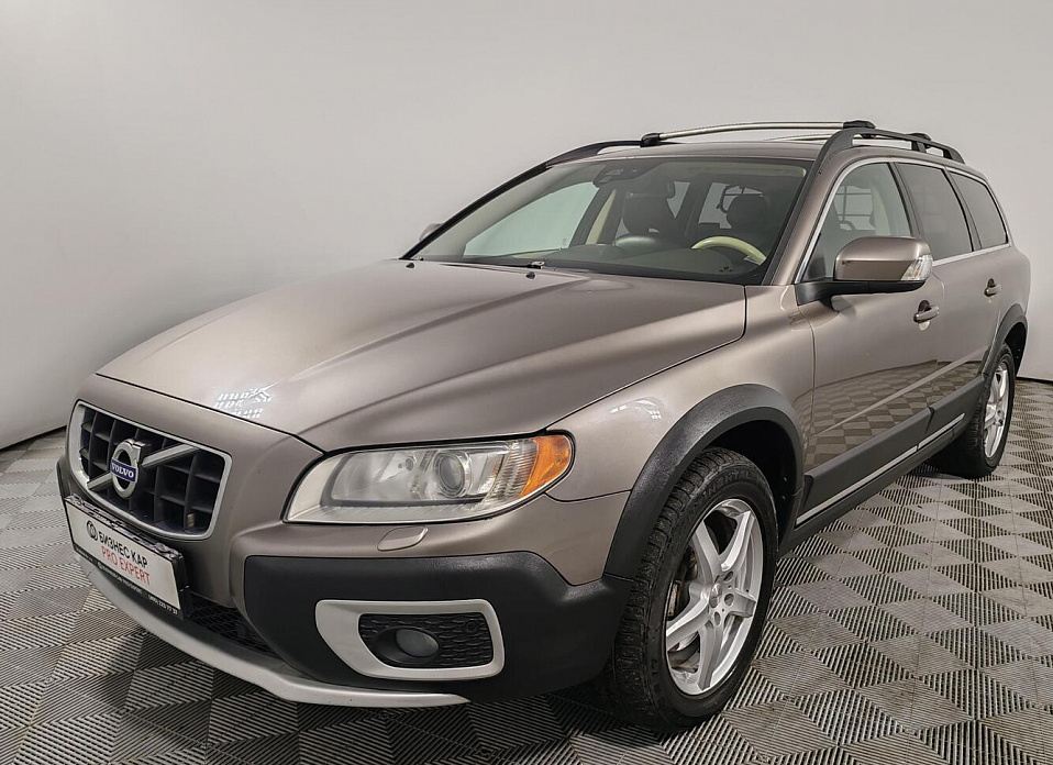 Volvo XC70, II 2.4d AT (163 л.с.) 4WD