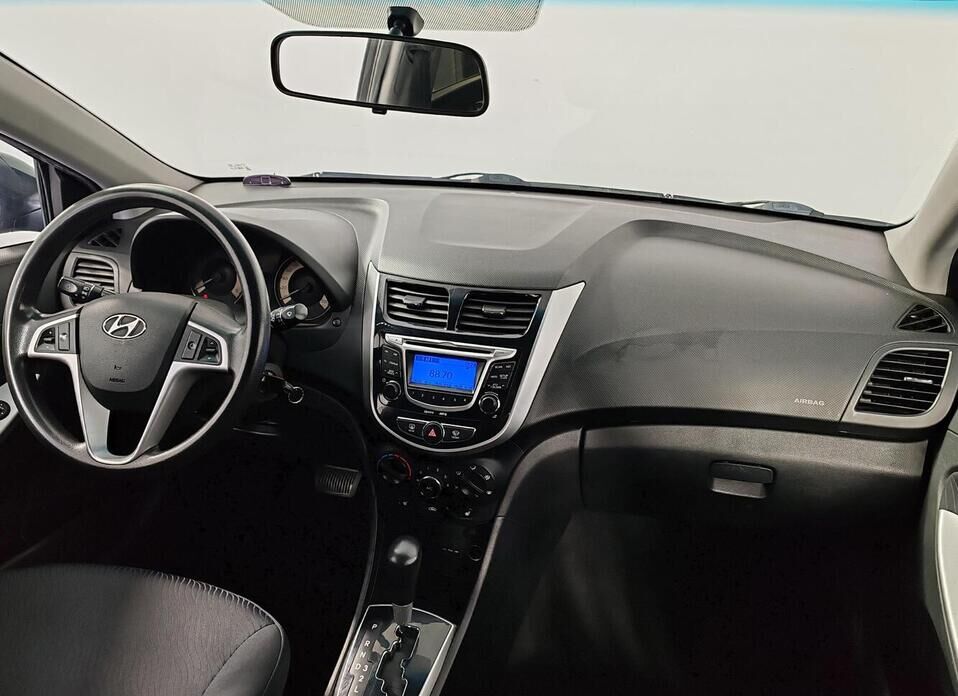 Hyundai Solaris 1.6 AT (123 л.с.)