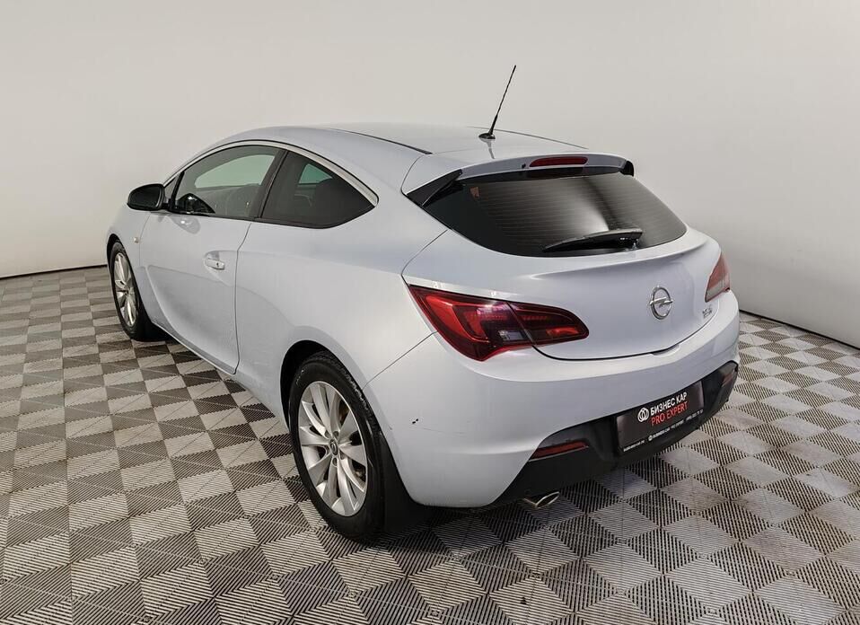 Opel Astra, J Рестайлинг GTC 1.6 MT (180 л.с.)