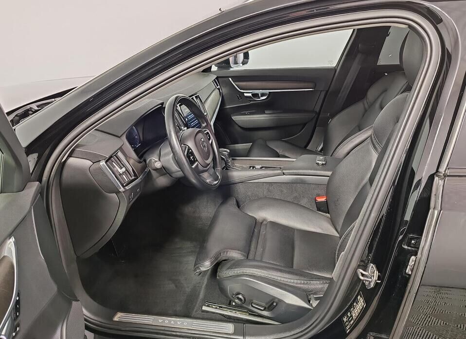 Volvo V90 Cross Country, I 2.0d AT (190 л.с.) 4WD