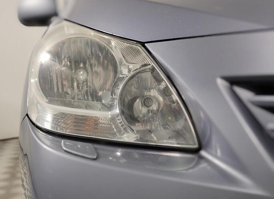 Toyota Verso, I 1.8 CVT (147 л.с.)