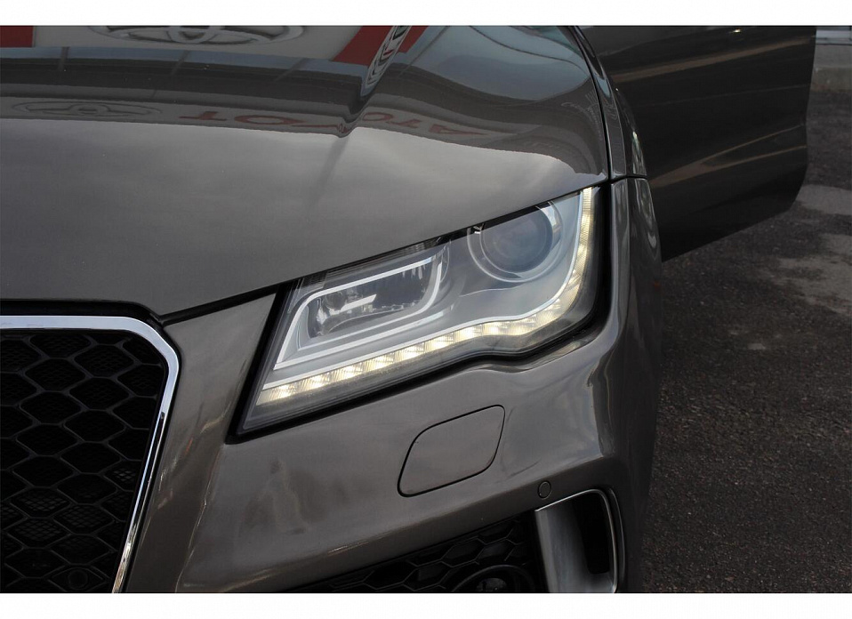 Audi A7, I (4G) 3.0 AMT (300 л.с.) 4WD