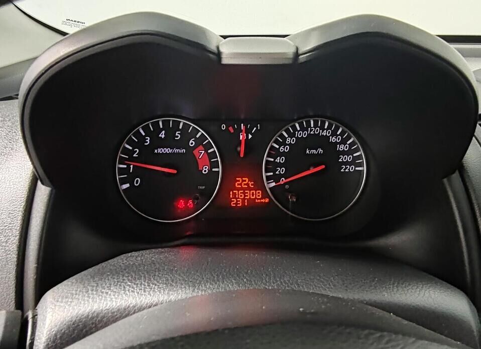 Nissan Note 1.6 AT (110 л.с.)