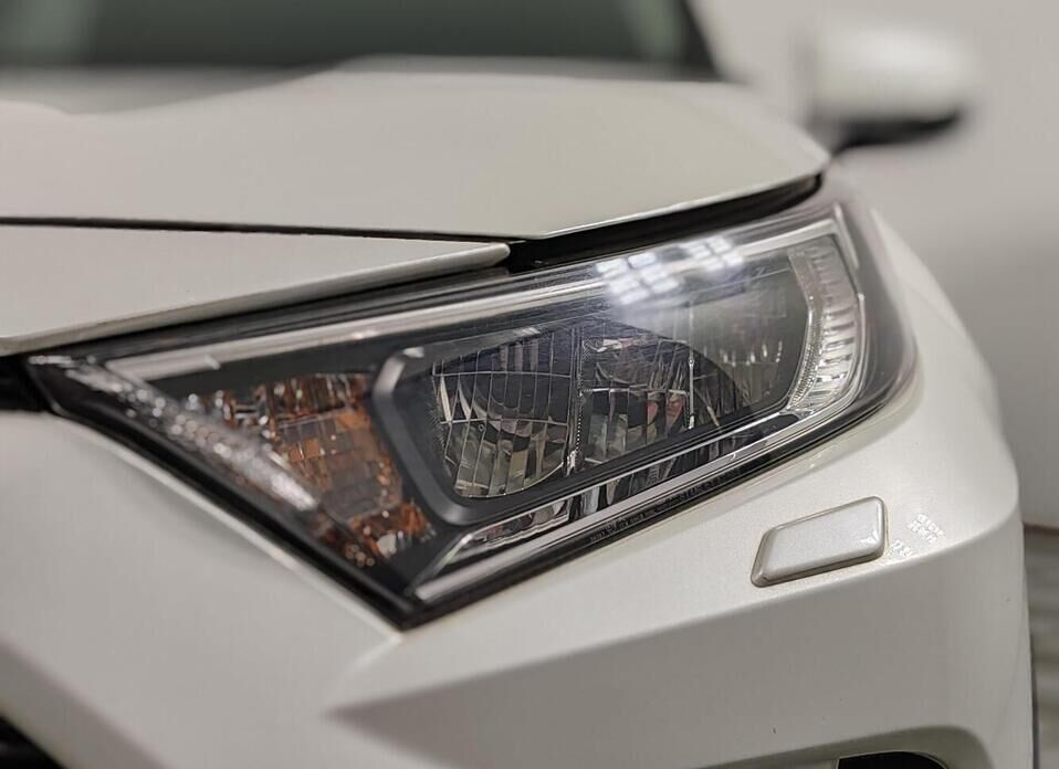 Toyota RAV4, V (XA50) 2.0 CVT (149 л.с.) 4WD