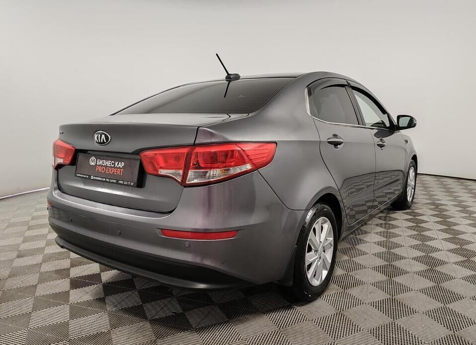 Kia Rio 1.6 MT (123 л.с.)
