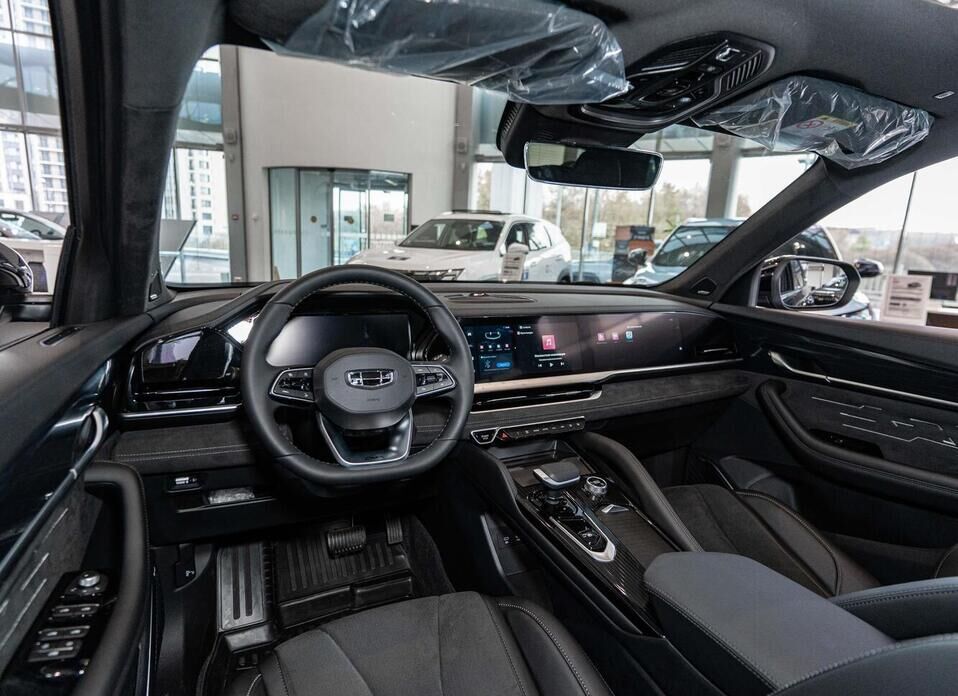 Geely Monjaro 2.0 AT (238 л.с.) 4WD