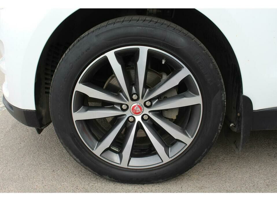 Jaguar E-Pace 2.0 AT (249 л.с.) 4WD