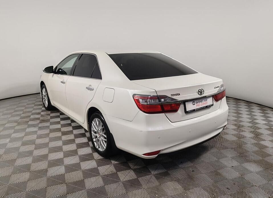 Toyota Camry, VII (XV50) Рестайлинг 2.5 AT (181 л.с.)