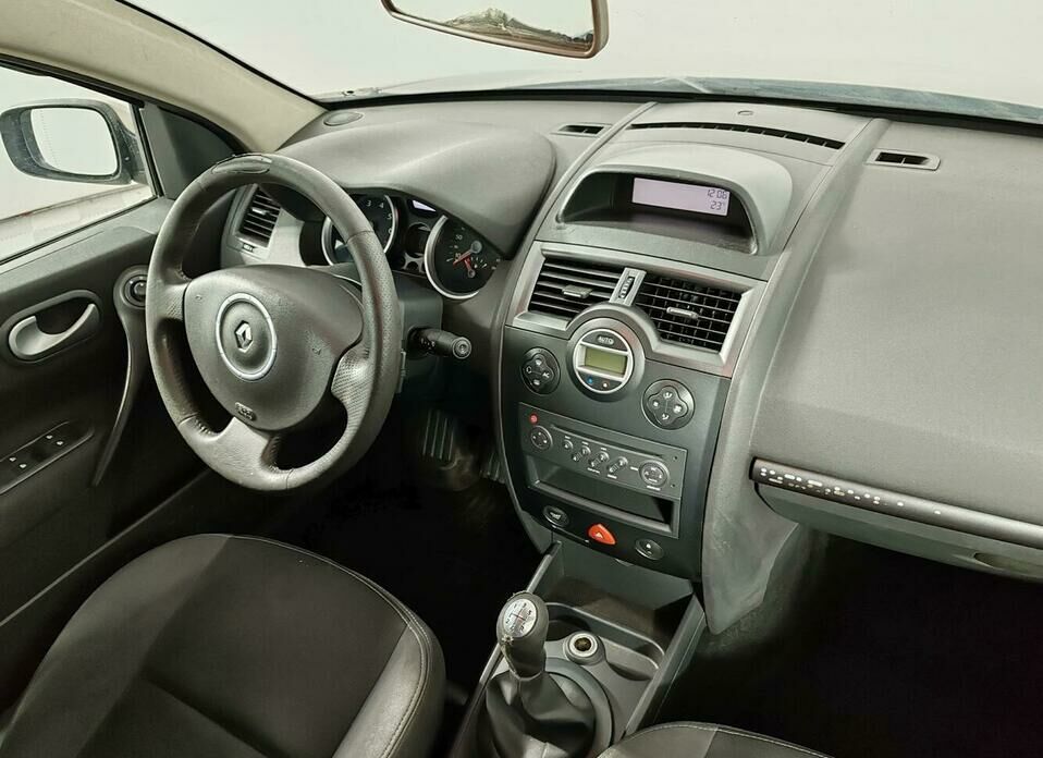 Renault Megane 1.6 MT (115 л.с.)