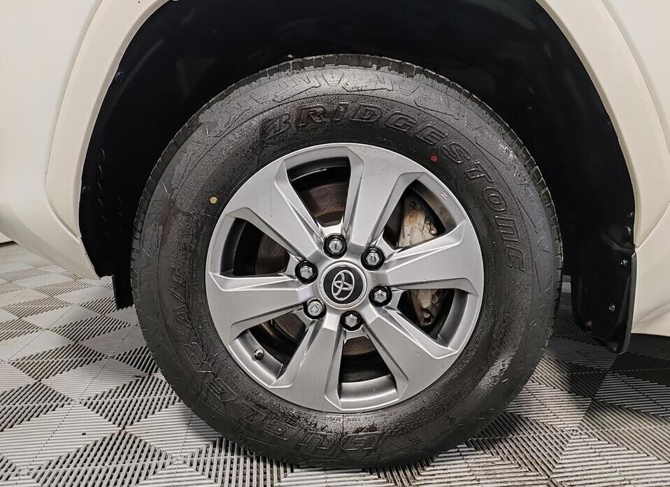 Toyota Land Cruiser, 300 Series 3.5 AT (415 л.с.) 4WD